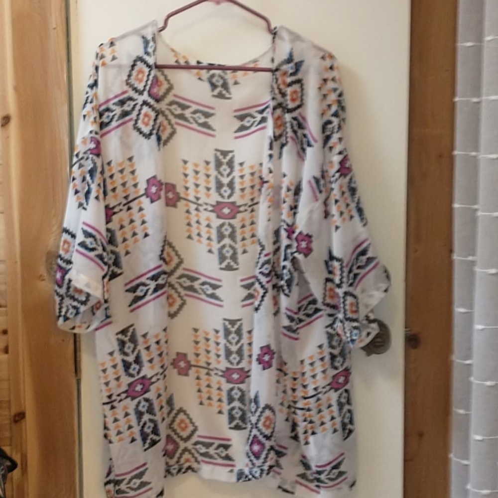Beautiful Aztec Print Kimono
